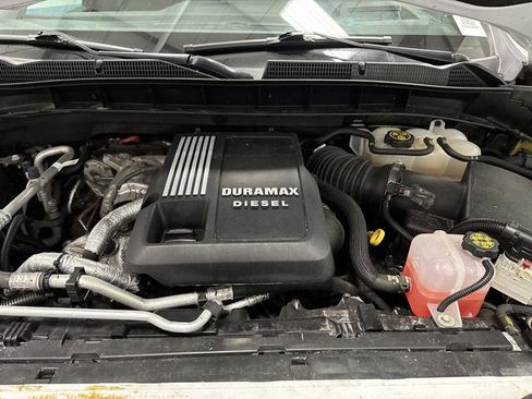 Used 2024 GMC Sierra 1500 AT4 w/ Technology Package image 43