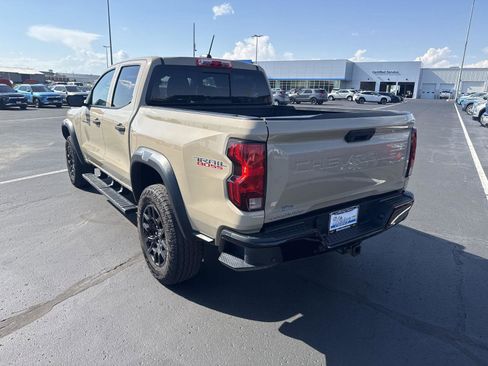 Used 2023 Chevrolet Colorado Trail Boss w/ Technology Package AWD/4WD image 5
