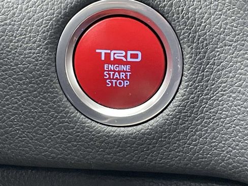 Used 2024 Toyota Tundra Limited image 34