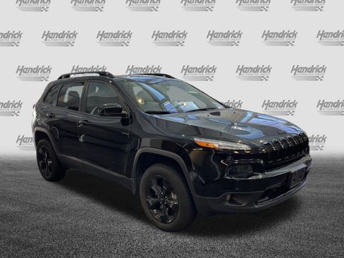 Used 2017 Jeep Cherokee High Altitude AWD/4WD image 2
