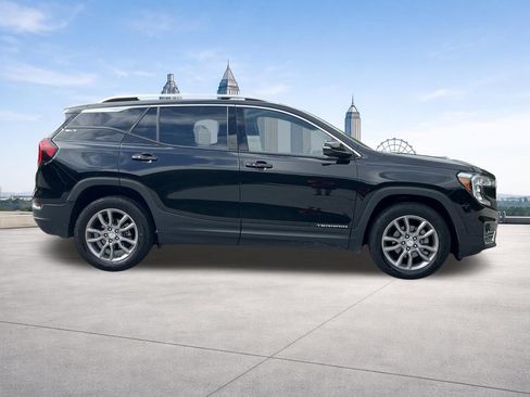 Used 2024 GMC Terrain SLT FWD image 29