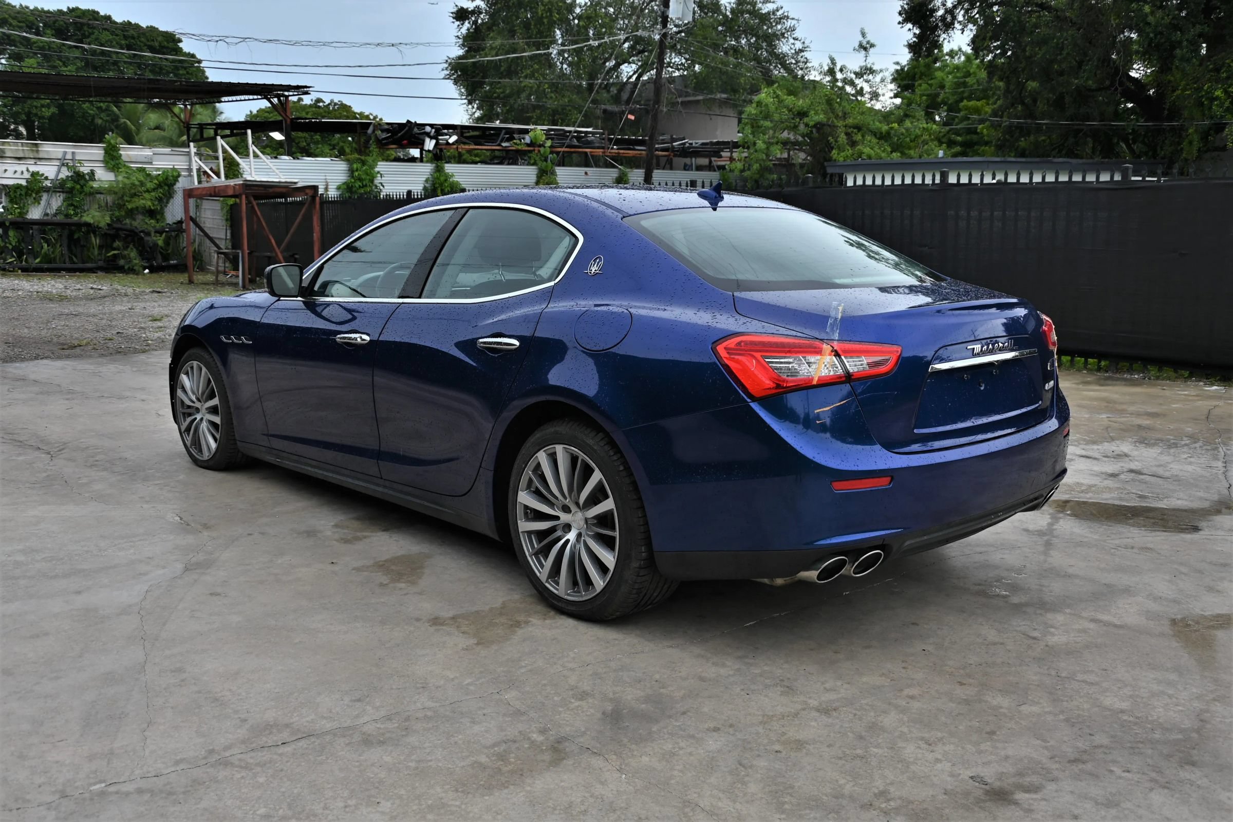 Used 2016 Maserati Ghibli RWD image 5