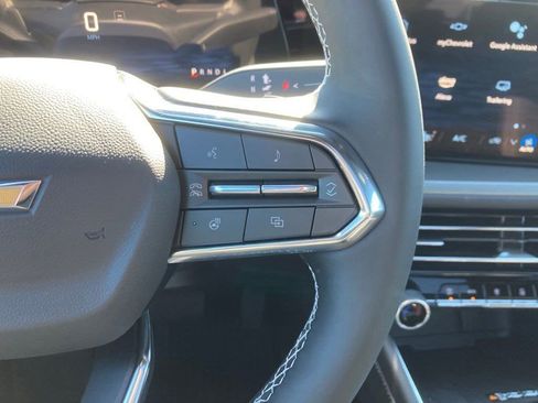 New 2025 Chevrolet Traverse LT w/ Sun and Wheel Package image 14