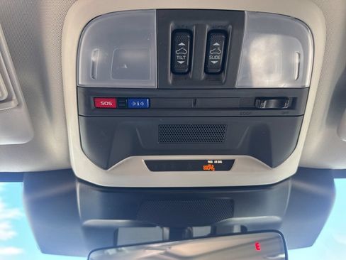 Certified 2024 Subaru Crosstrek 2.5i Limited w/ Crosstrek Mirror Package AWD/4WD image 23