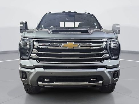 Certified 2024 Chevrolet Silverado 2500 High Country w/ High Country Premium Package AWD/4WD image 10