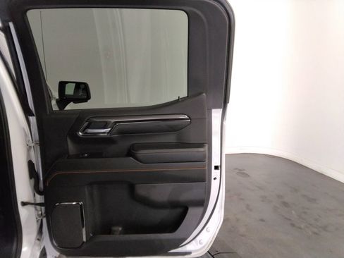 Used 2022 GMC Sierra 1500 AT4 image 34