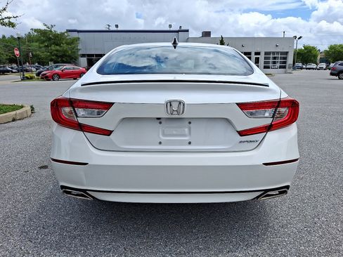 Used 2022 Honda Accord Sport image 5