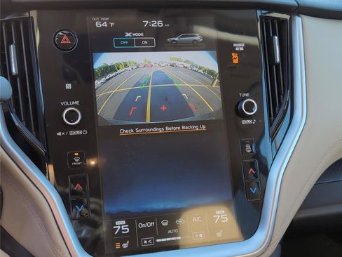 Used 2022 Subaru Outback Premium image 17