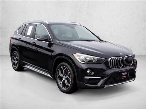 Used 2019 BMW X1 xDrive28i image 3