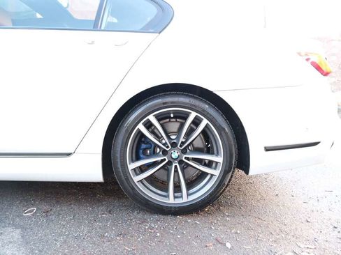 Used 2020 BMW 750i xDrive w/ Executive Package image 7