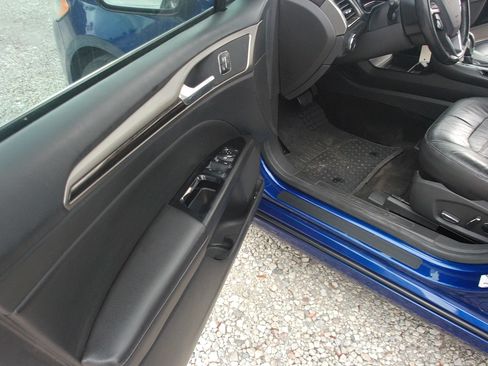 Used 2013 Ford Fusion SE FWD image 11