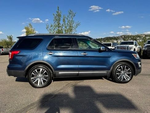 Used 2016 Ford Explorer Platinum AWD/4WD image 6
