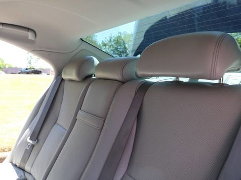 Used 2010 Lexus LS 460 image 86