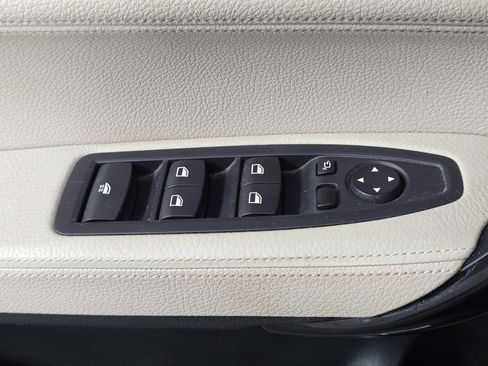 Used 2017 BMW 230i xDrive Convertible image 17