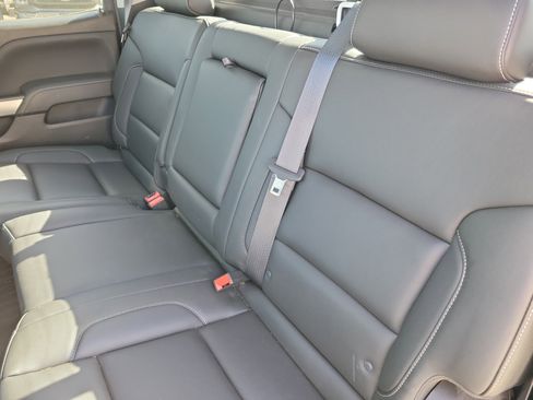 Used 2018 Chevrolet Silverado 1500 LT w/ All Star Edition image 7