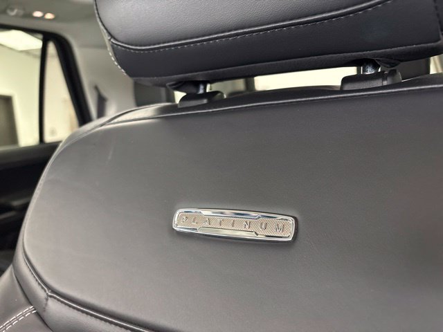 Used 2025 Ford Expedition Platinum AWD/4WD image 14