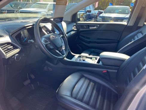 Certified 2022 Ford Edge SEL w/ Convenience Package image 7