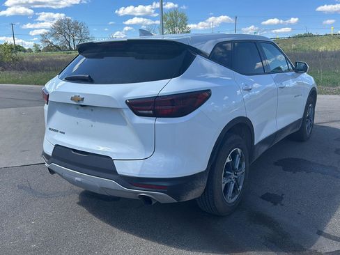 Used 2025 Chevrolet Blazer LT AWD/4WD image 6