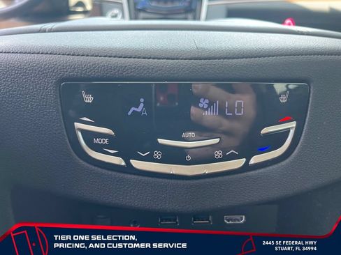 Used 2020 Cadillac Escalade ESV Premium Luxury RWD image 35