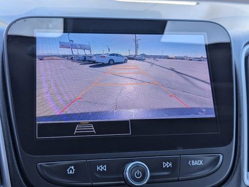 Used 2023 Chevrolet Malibu LT FWD image 17