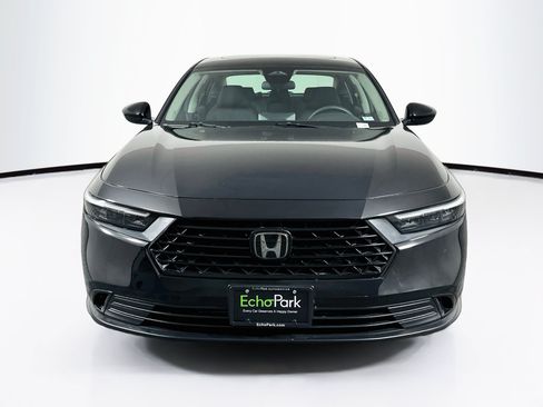 Used 2023 Honda Accord EX image 2
