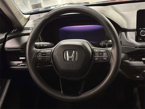 Certified 2023 Honda Accord EX image 20
