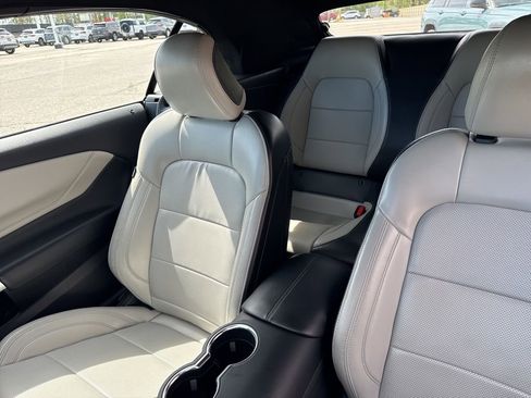 Used 2024 Ford Mustang Premium RWD image 33