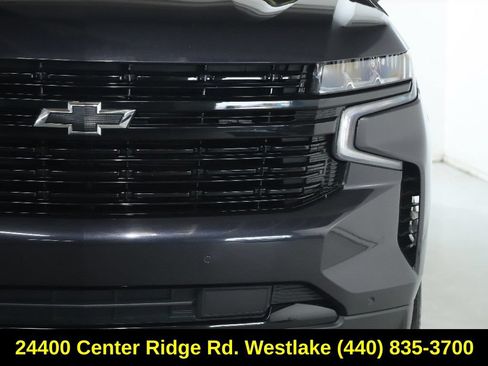 Used 2024 Chevrolet Suburban RST RWD image 8