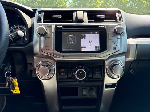 Used 2019 Toyota 4Runner SR5 Premium RWD image 21