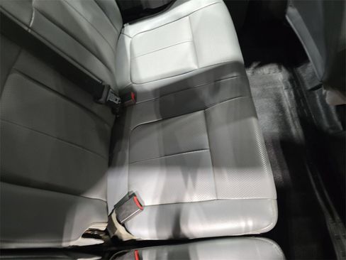 Used 2016 Ford F450 XL w/ XL Value Package image 12