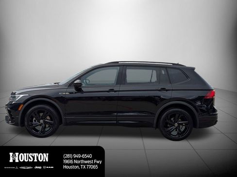 Used 2023 Volkswagen Tiguan SE R-Line image 6
