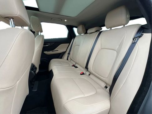 Used 2018 Jaguar F-PACE Premium AWD/4WD image 17