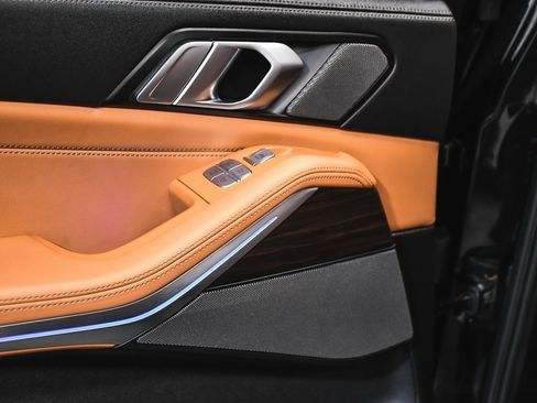 Used 2023 BMW X7 xDrive40i w/ Executive Package image 14