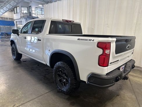 New 2024 Chevrolet Silverado 1500 ZR2 w/ ZR2 Bison Edition image 6