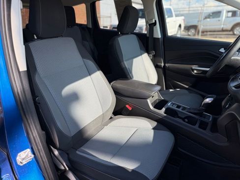 Used 2018 Ford Escape SE w/ SE Sync 3 Package AWD/4WD image 25