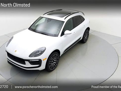 Used 2022 Porsche Macan image 20