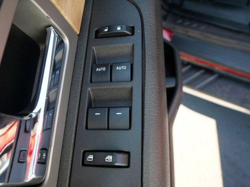 Used 2011 Ford F150 Lariat w/ Lariat Plus Pkg AWD/4WD image 16