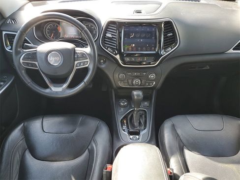 Used 2019 Jeep Cherokee Limited w/ Technology Group image 10