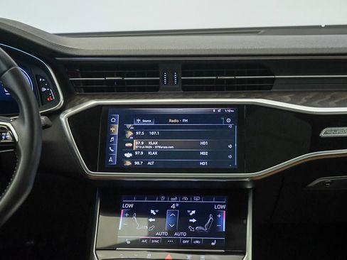 Used 2019 Audi A6 3.0T Premium Plus w/ Premium Plus Package AWD/4WD image 11