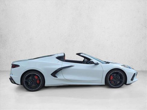 Used 2021 Chevrolet Corvette Stingray Coupe w/ 1LT RWD image 4