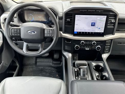 New 2023 Ford F150 Lightning Pro image 20