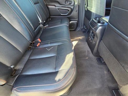 Used 2021 Nissan Titan PRO-4X w/ Pro-4x Convenience Package image 18