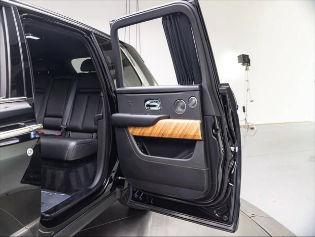 Used 2019 Rolls-Royce Cullinan AWD/4WD image 27