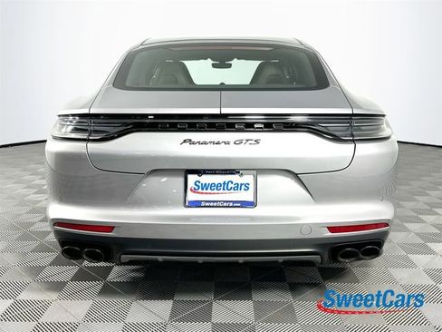 Used 2022 Porsche Panamera GTS image 6