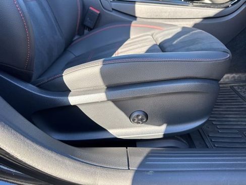 Used 2022 Mercedes-Benz CLA 250 CLA 250 image 32