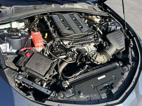 Used 2021 Chevrolet Camaro ZL1 w/ LPO, ZL1 Protection Package RWD image 10