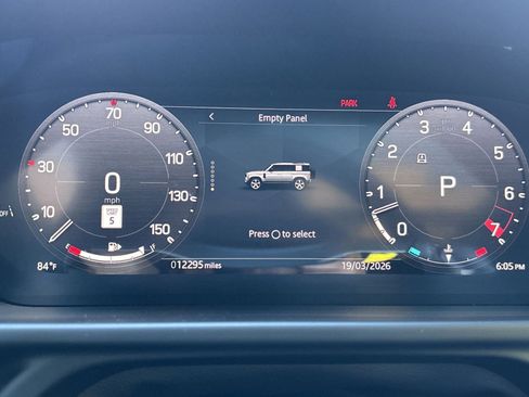 Used 2025 Land Rover Defender 110 X-Dynamic SE image 18