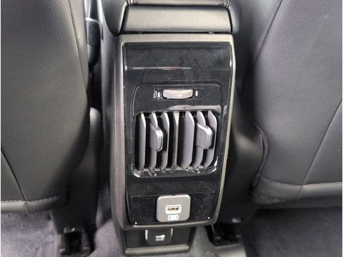 New 2026 Jeep Compass Latitude image 33