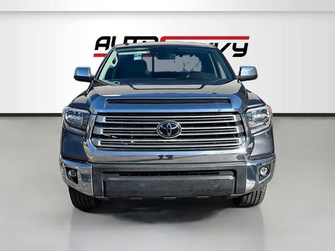 Used 2021 Toyota Tundra Limited w/ Limited Premium Package RWD image 2
