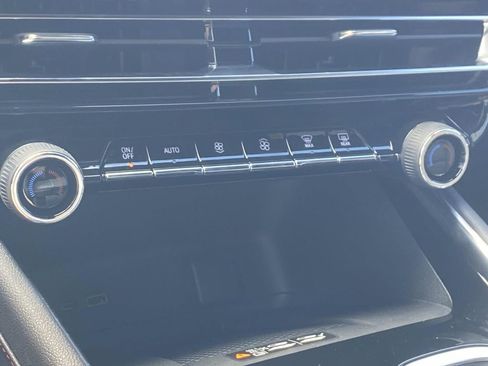 New 2026 Chevrolet Traverse RS image 26